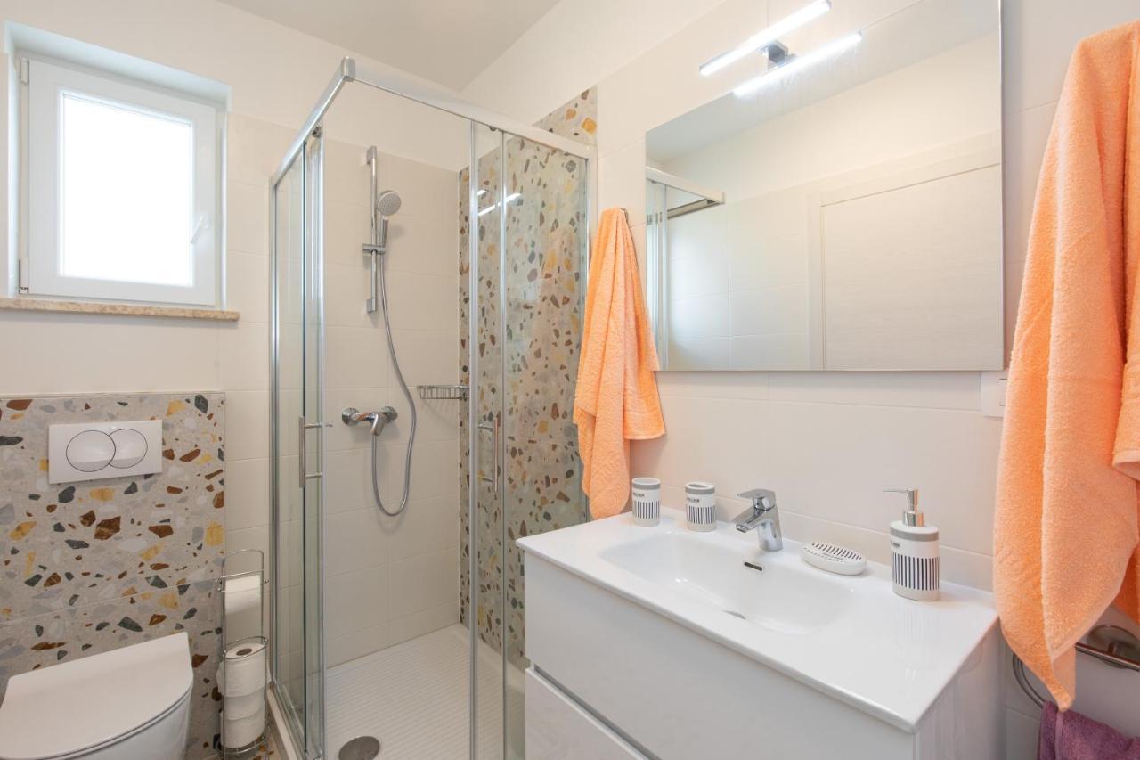 Apartman Ivona Na 1. Katu Malinska Exterior photo